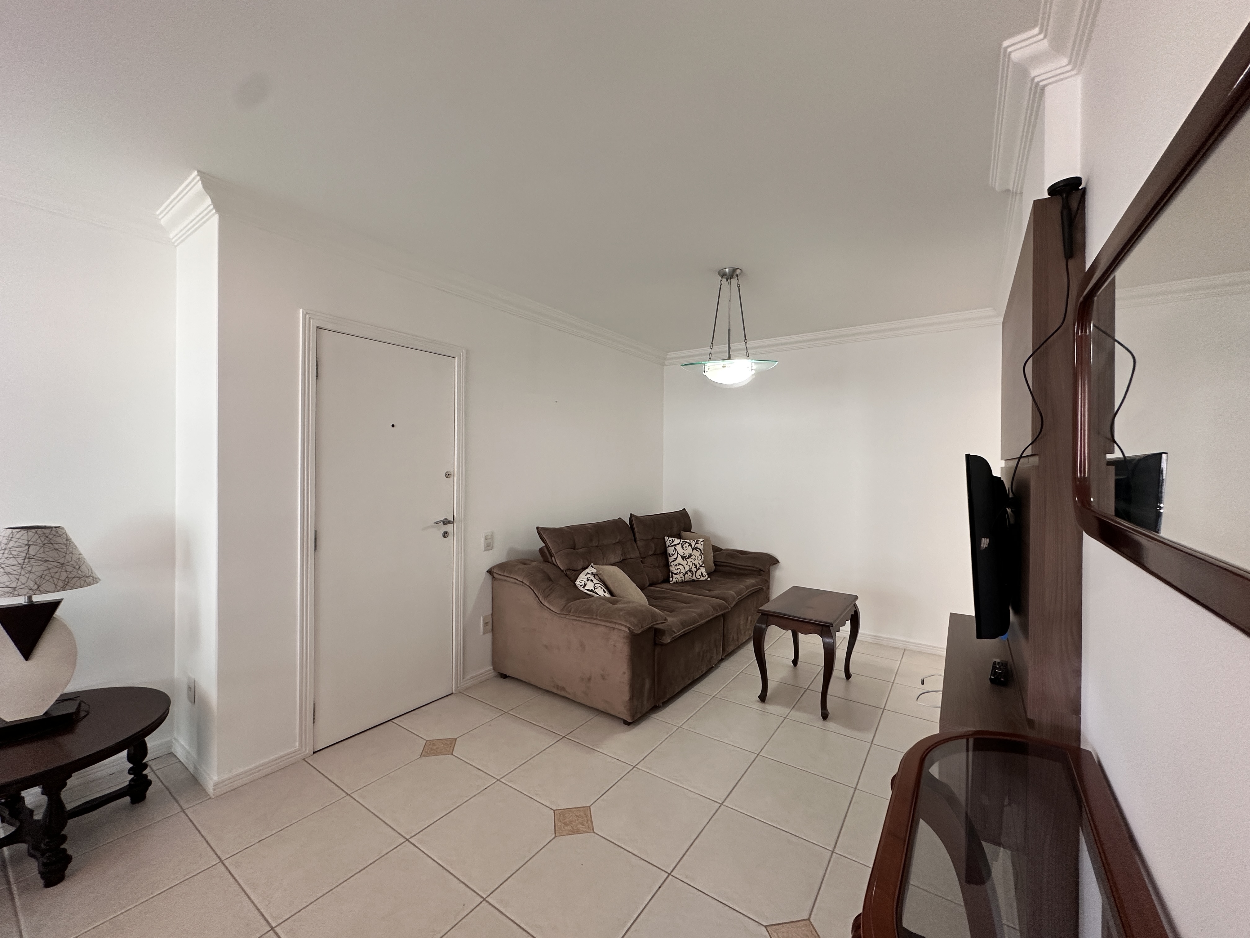 Próximo à Igreja Matriz de BC