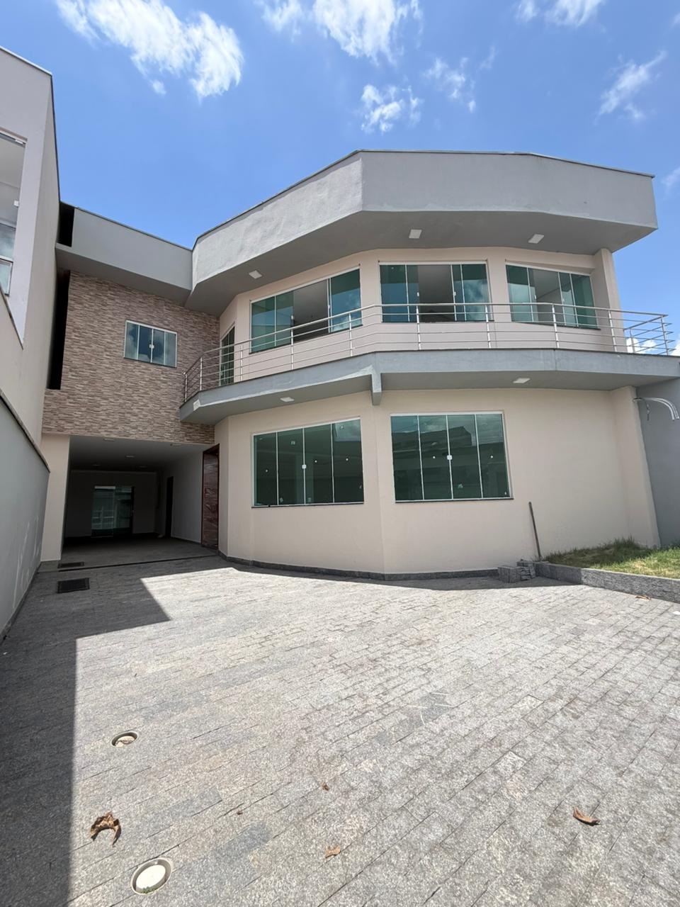 CASA DIFERENCIADA NA MURTA