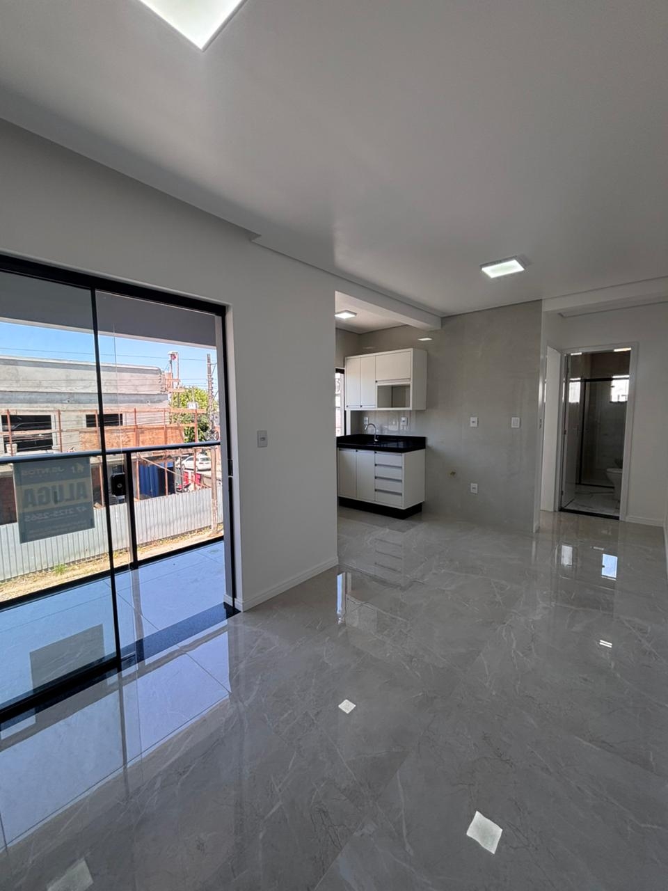 Apartamento de 1 dormitório com sacada c/ churrasqueira - São Vicente