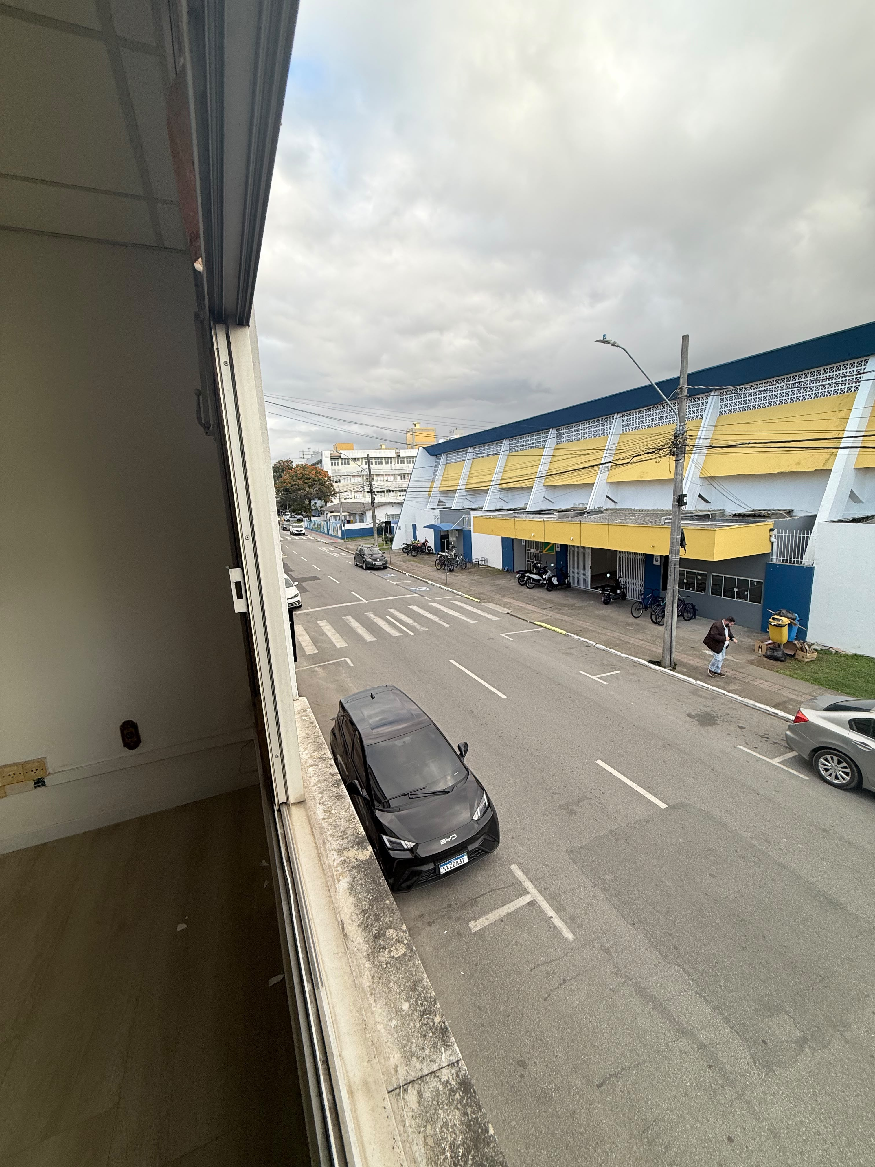 Sala Comercial para Locação no Centro de Itajaí | Ao Lado da Prefeitura