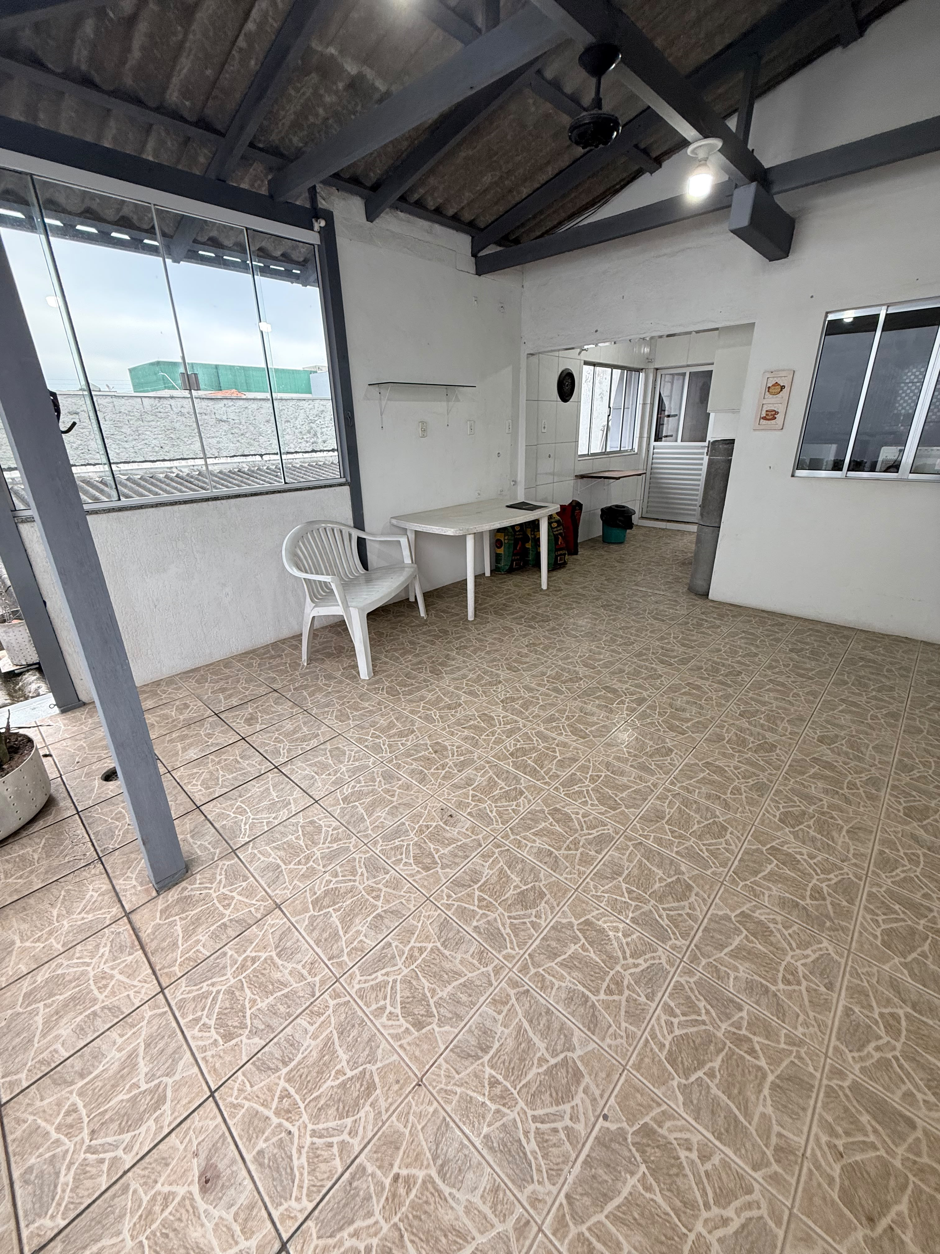 CASA PARA LOCAÇÃO - SÃO VICENTE